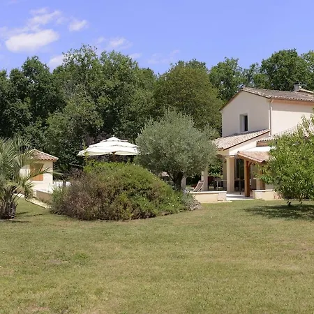 Vila Scenic With Swimming Pool Combe-Moliere