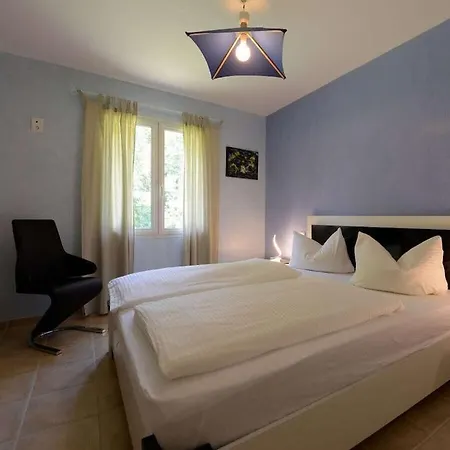 Scenic With Swimming Pool *