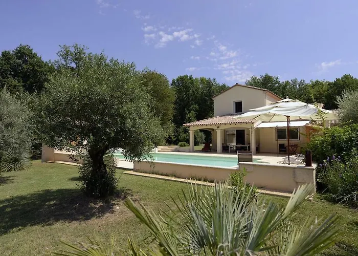 Scenic With Swimming Pool Combe-Moliere