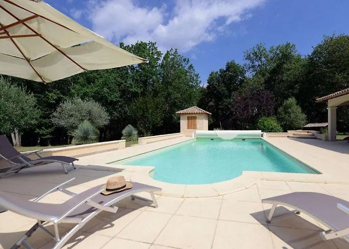 Scenic With Swimming Pool *