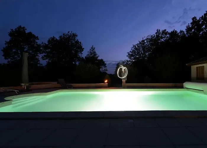 Scenic With Swimming Pool Villa