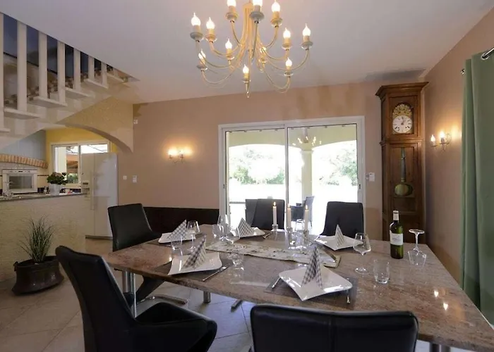 Scenic With Swimming Pool Villa